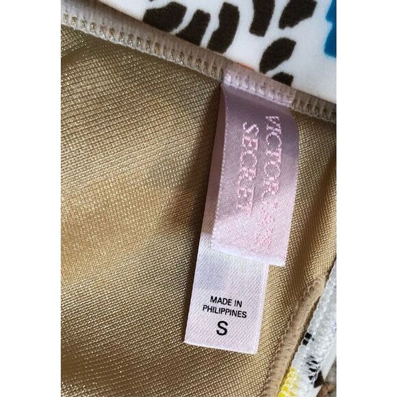 VS Victoria’s Secret Bikini Set Top Triangle Halter Floral Paisley white backgro - Picture 12 of 13